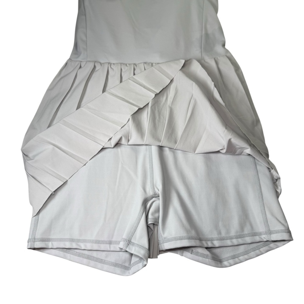 NWT Varley Carina Pleated Tennis Dress Size S Light Grey Cross Back Skort - Picture 3 of 9